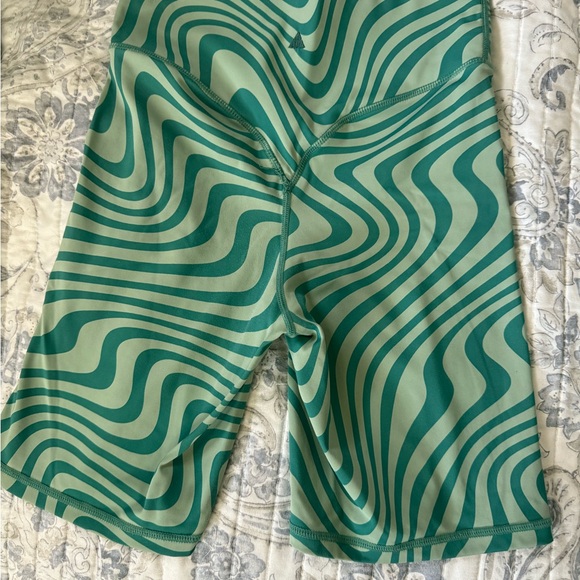 Balance Athletica Teal and White Wave Shorts - Picture 2 of 3